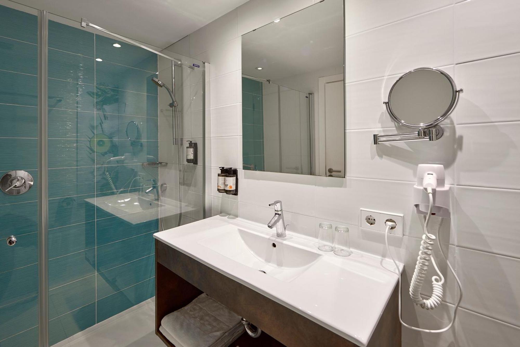 Lejlighedshotel Universal Elisa 4*